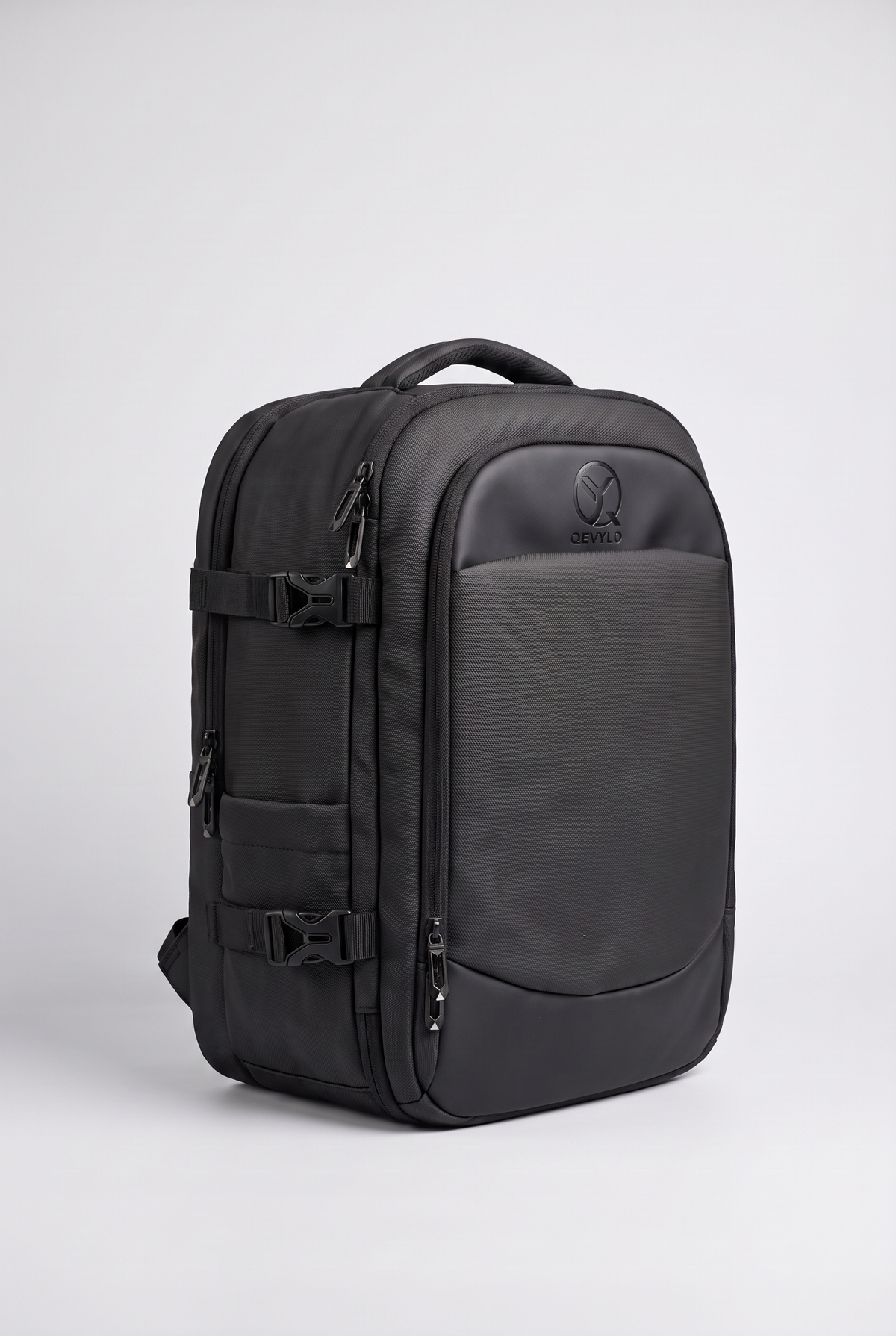 QEVYLO Cabin Reiserucksack – Seitenansicht